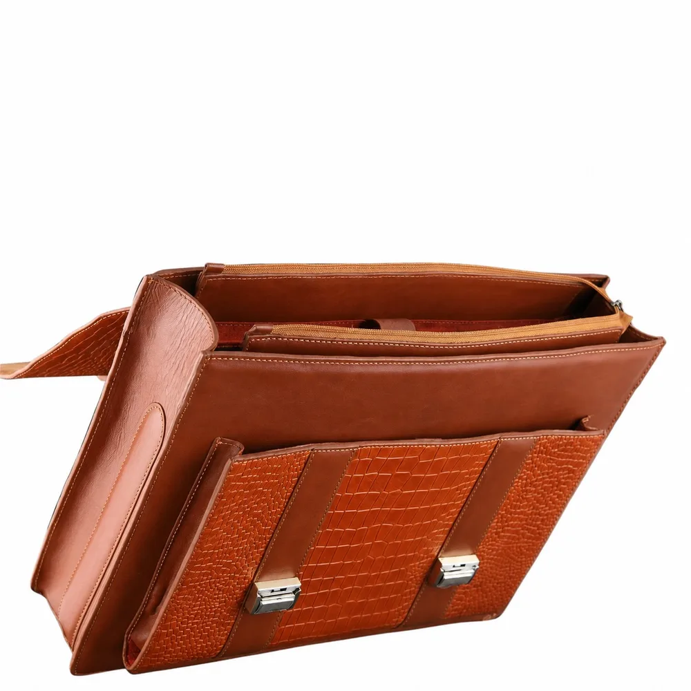 کیف اداری مردانه مدل آرات کد 069-PRM چرم یلسان — تصویر ۲۰