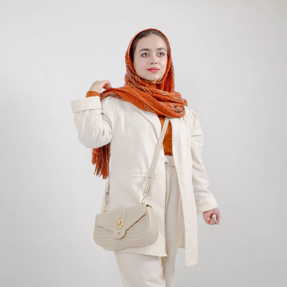 کیف دوشی زنانه مدل آرچید کد 100-GN چرم یلسان — تصویر ۳