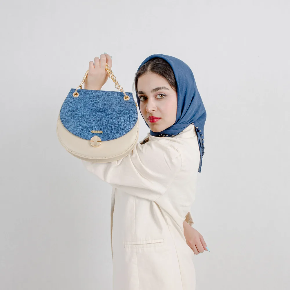 کیف دوشی و دستی زنانه مدل دلاریس کد 005-SHT چرم یلسان — تصویر ۳