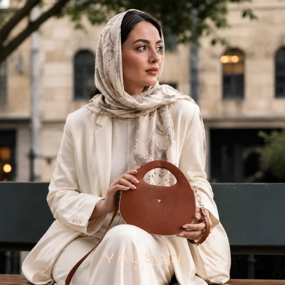 کیف دوشی زنانه مدل مونو کد 109-GF چرم یلسان — تصویر ۶