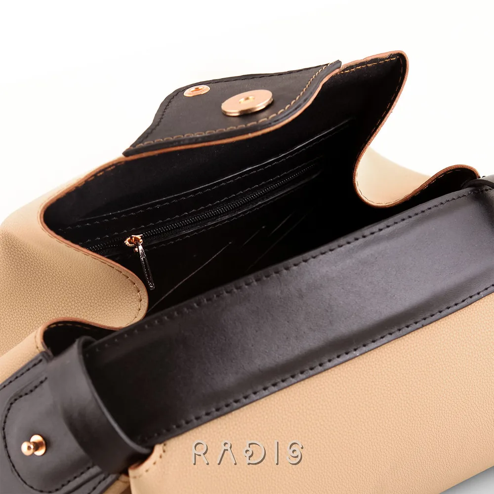 کیف دوشی و دستی زنانه مدل Airal کد 137-M.BS چرم رادیس — تصویر ۷