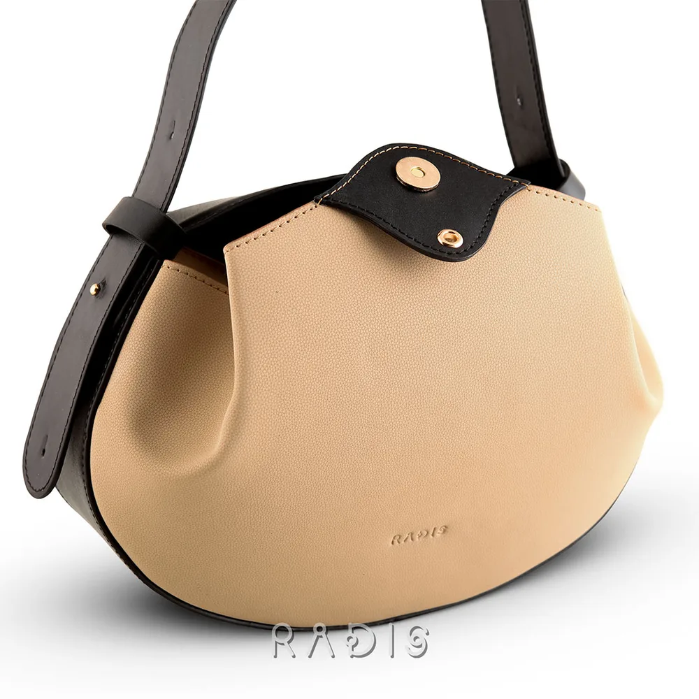 کیف دوشی و دستی زنانه مدل Airal کد 137-M.BS چرم رادیس — تصویر ۶